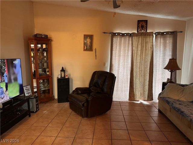 539 Grimsby Avenue, Henderson, NV 89014
