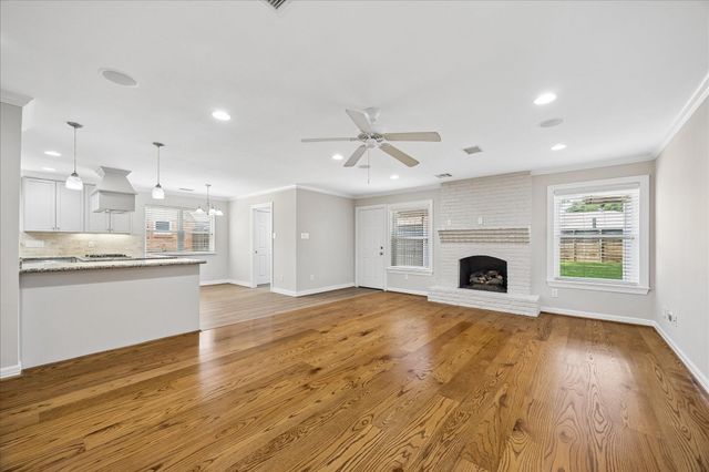 1134 Thornton Road, Houston, TX 77018