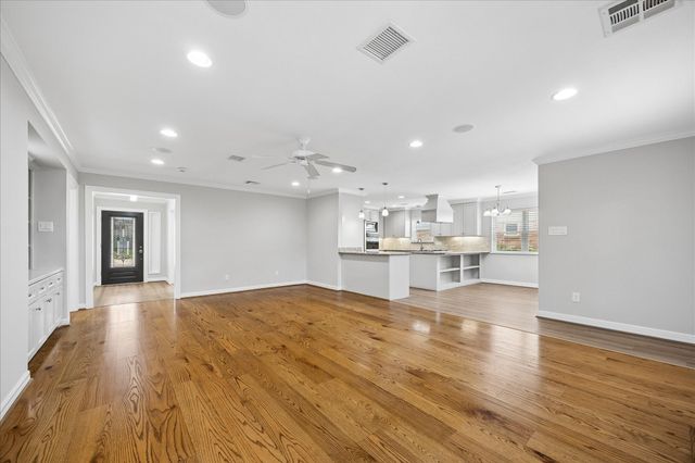 1134 Thornton Road, Houston, TX 77018