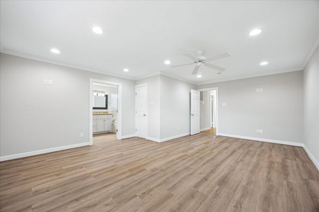 1134 Thornton Road, Houston, TX 77018