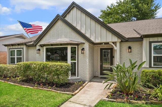 1134 Thornton Road, Houston, TX 77018