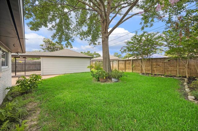 1134 Thornton Road, Houston, TX 77018