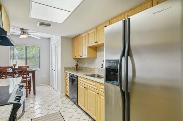 105 LOTUS CIRCLE, Safety Harbor, FL 34695