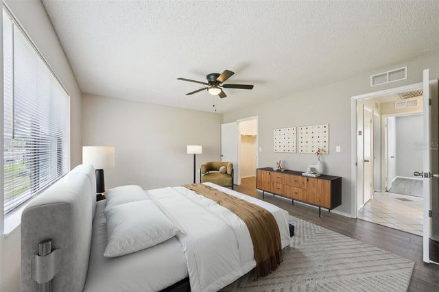 105 LOTUS CIRCLE, Safety Harbor, FL 34695