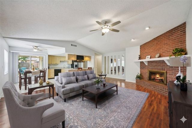 105 LOTUS CIRCLE, Safety Harbor, FL 34695