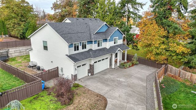 611 20th Avenue Ct SW, Puyallup, WA 98371