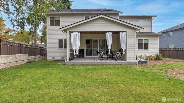 611 20th Avenue Ct SW, Puyallup, WA 98371