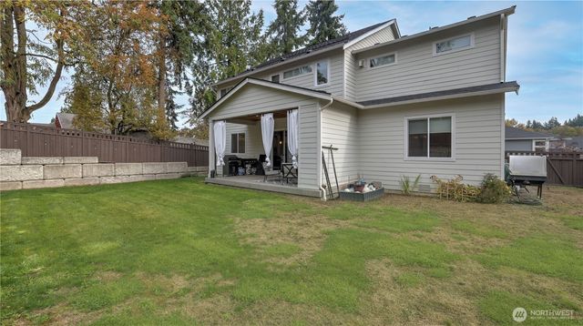 611 20th Avenue Ct SW, Puyallup, WA 98371