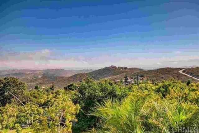 2081 Elevado Road, Vista, CA 92084