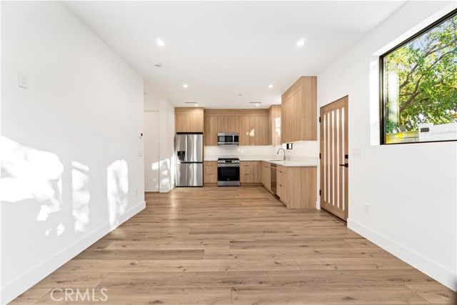 7663 Maestro, West Hills (los Angeles), CA 91304