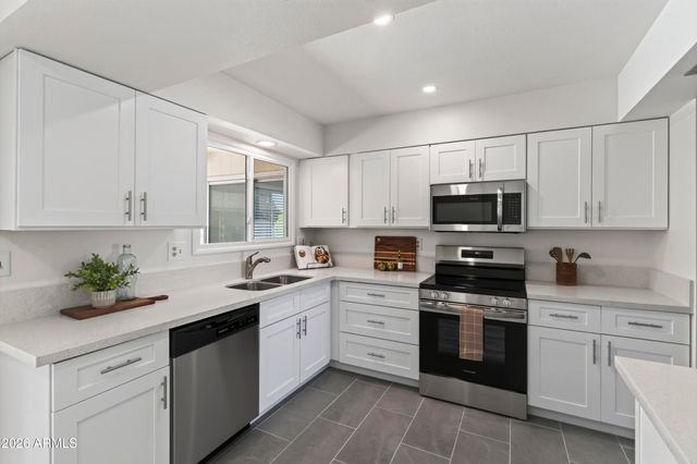 18010 N 134TH Drive, Sun City West, AZ 85375