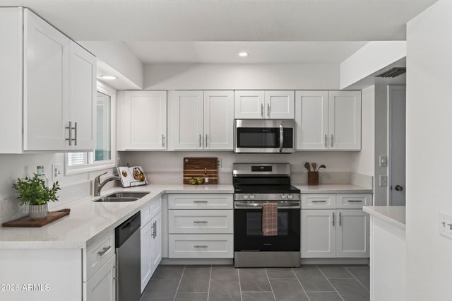 18010 N 134TH Drive, Sun City West, AZ 85375