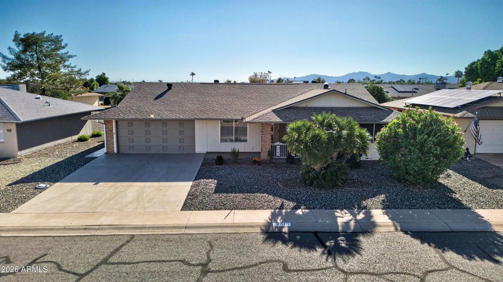 18010 N 134TH Drive, Sun City West, AZ 85375