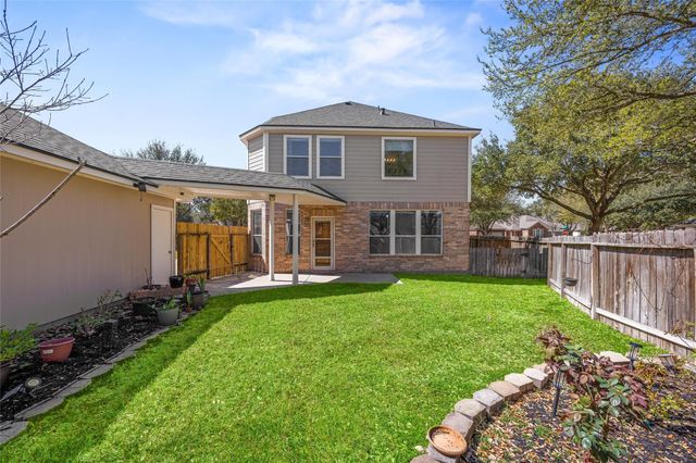 9526 Wakefield Village Drive, Houston, TX 77095