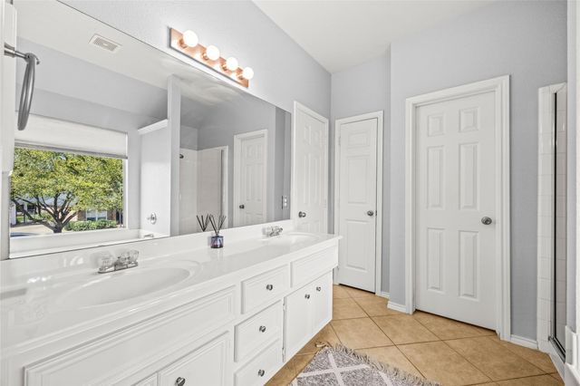 9526 Wakefield Village Drive, Houston, TX 77095