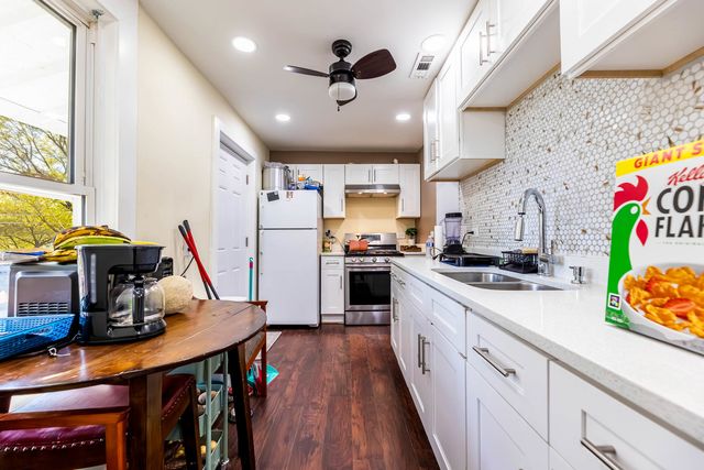 5737 S Laflin Street, Chicago, IL 60636