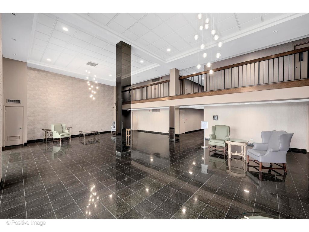 6340 Americana Drive 911, Willowbrook, IL 60527 — photo 3