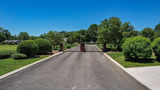109 Overbriar Drive, NW, Cleveland, TN 37312