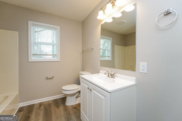 2704 Laurel View Drive, Snellville, GA 30039