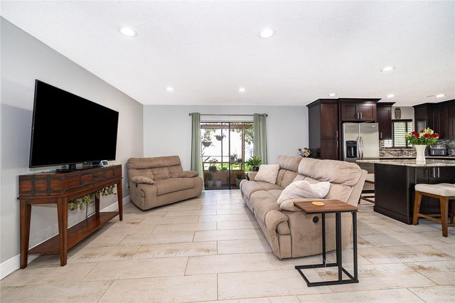 163 SPRINGWOOD CIRCLE B, Longwood, FL 32750