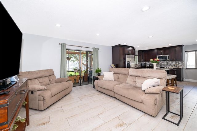 163 SPRINGWOOD CIRCLE B, Longwood, FL 32750