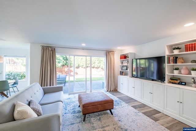 1369 Hidden Creek Dr NE, Keizer, OR 97303