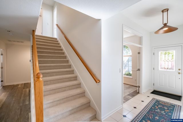 1369 Hidden Creek Dr NE, Keizer, OR 97303