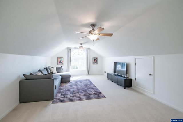 1369 Hidden Creek Dr NE, Keizer, OR 97303