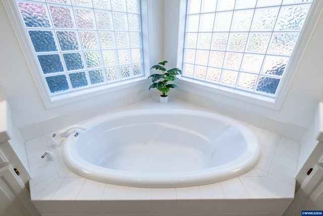 1369 Hidden Creek Dr NE, Keizer, OR 97303