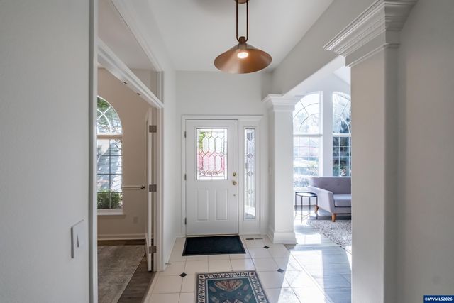 1369 Hidden Creek Dr NE, Keizer, OR 97303