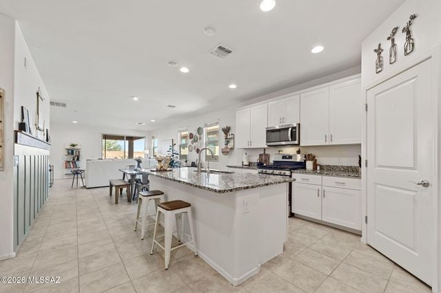 6319 E Calle Hora Cero, Tucson, AZ 85756