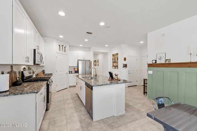 6319 E Calle Hora Cero, Tucson, AZ 85756