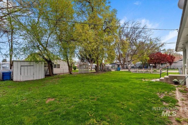 424 8th St N, Nampa, ID 83687