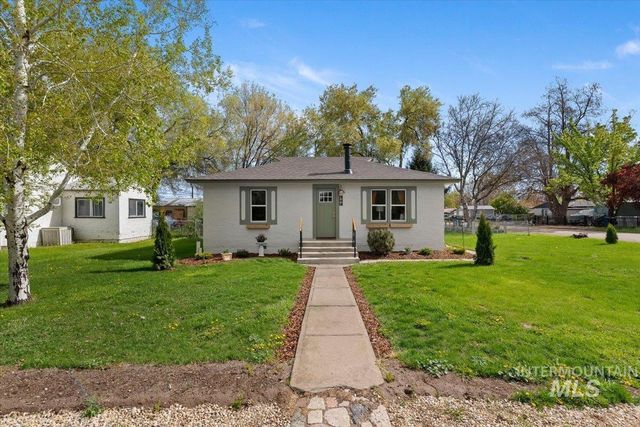 424 8th St N, Nampa, ID 83687