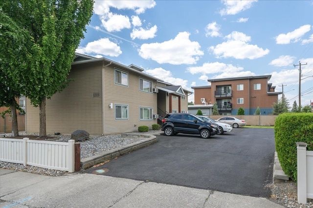 6229 N Regal St, Spokane, WA 99208