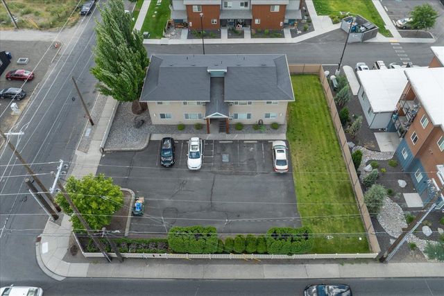 6229 N Regal St, Spokane, WA 99208