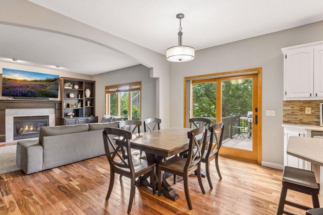 3794 Smithfield Curve, Woodbury, MN 55129