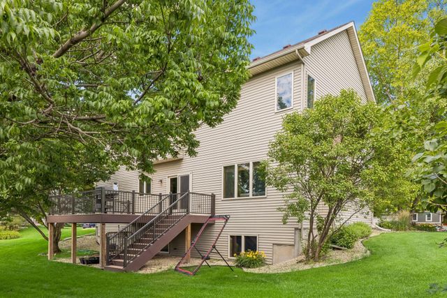 3794 Smithfield Curve, Woodbury, MN 55129