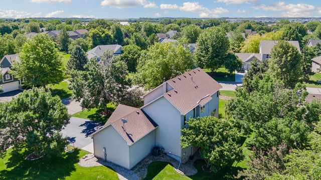 3794 Smithfield Curve, Woodbury, MN 55129