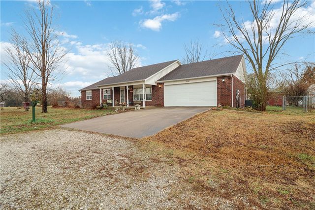2051 Patterson Road, Pea Ridge, AR 72751