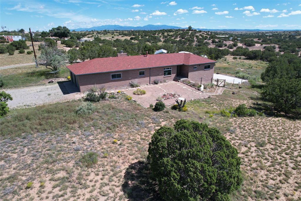 3776 NM 14, Santa Fe, NM 87508