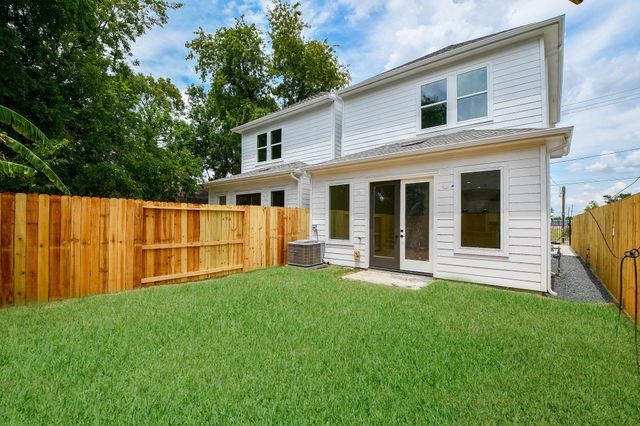 2305 Maury Street, Houston, TX 77026