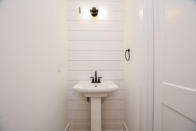 2305 Maury Street, Houston, TX 77026