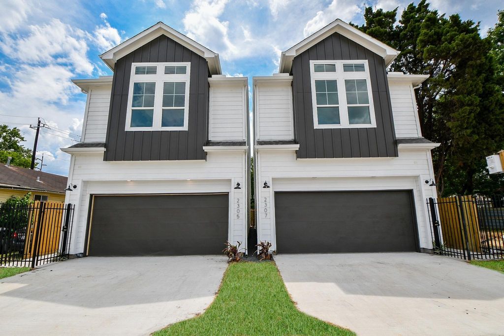 2305 Maury Street, Houston, TX 77026