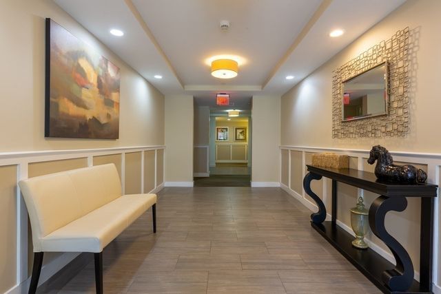 321 Hammond Pond Pkwy 106, Braintree, MA 02467