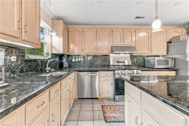 2272 Tanglewood TRL, Virginia Beach, VA 23454