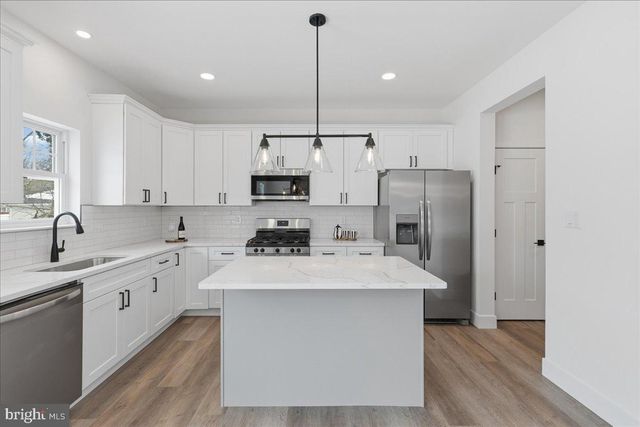 918 OLIVE ST, Burlington, NJ 08016