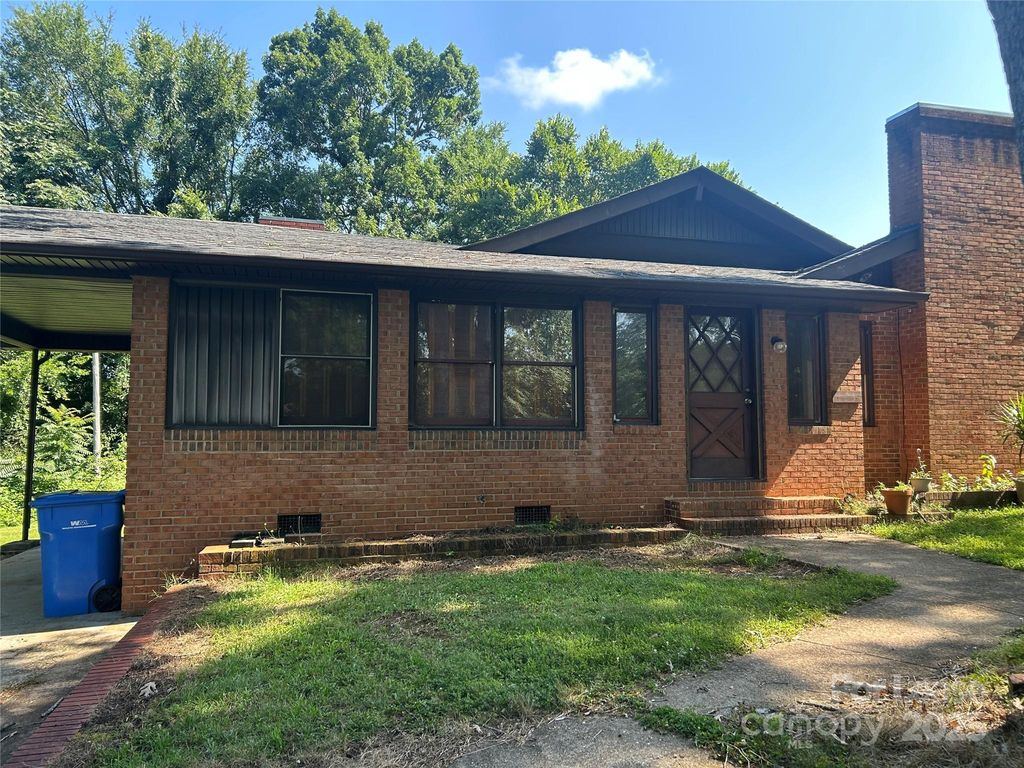 125 Carpenter Avenue, Albemarle, NC 28001