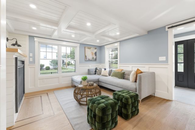 15 Pitts St, Natick, MA 01760