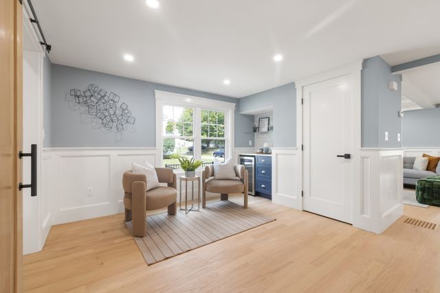 15 Pitts St, Natick, MA 01760